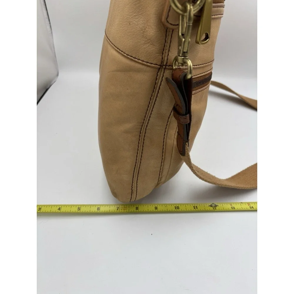 Fossil Explorer‎ Fold-Over Leather Crossbody Messenger Shoulder Bag Tote Tan